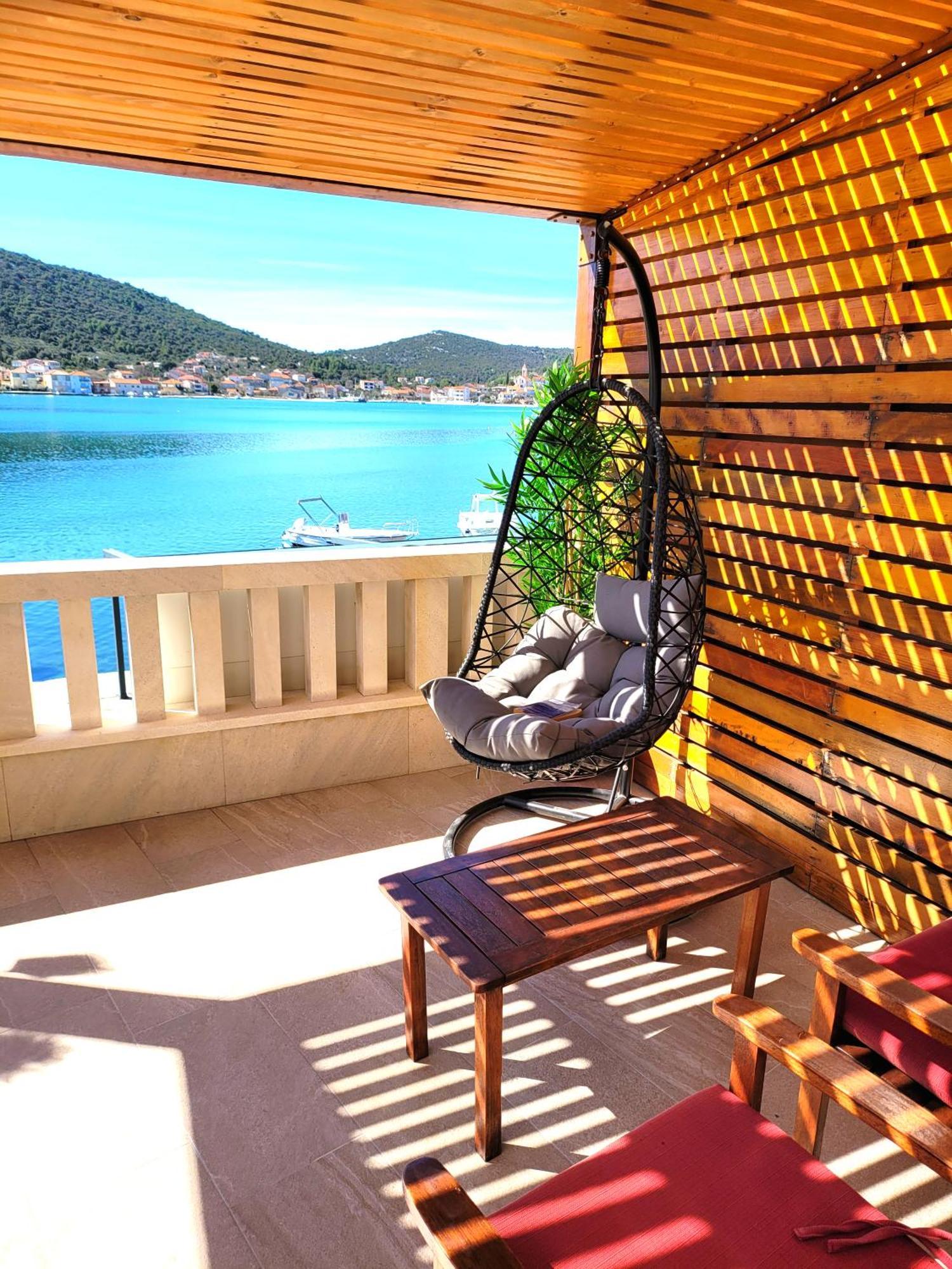 Kupinica Apartment Vinišće Quarto foto